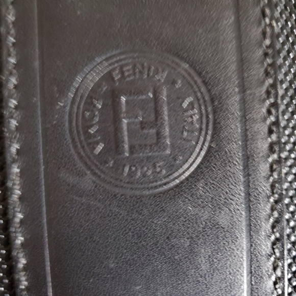 👛Fendi envelope clutch - Picture 2 of 8